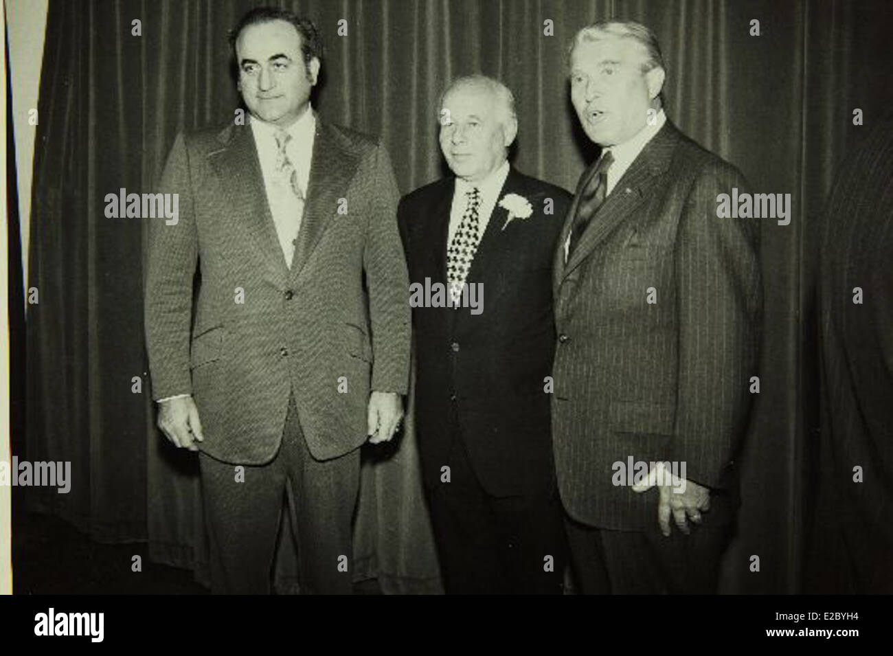 Wernher von Braun était un ingénieur aérospatial germano-américain et une figure centrale dans le développement de la technologie des fusées. Il a joué un rôle clé dans le développement de la fusée V-2 pendant la seconde Guerre mondiale et a contribué plus tard aux missions spatiales de la NASA, y compris le programme Apollo. Son travail a conduit au premier atterrissage humain sur la lune. Banque D'Images