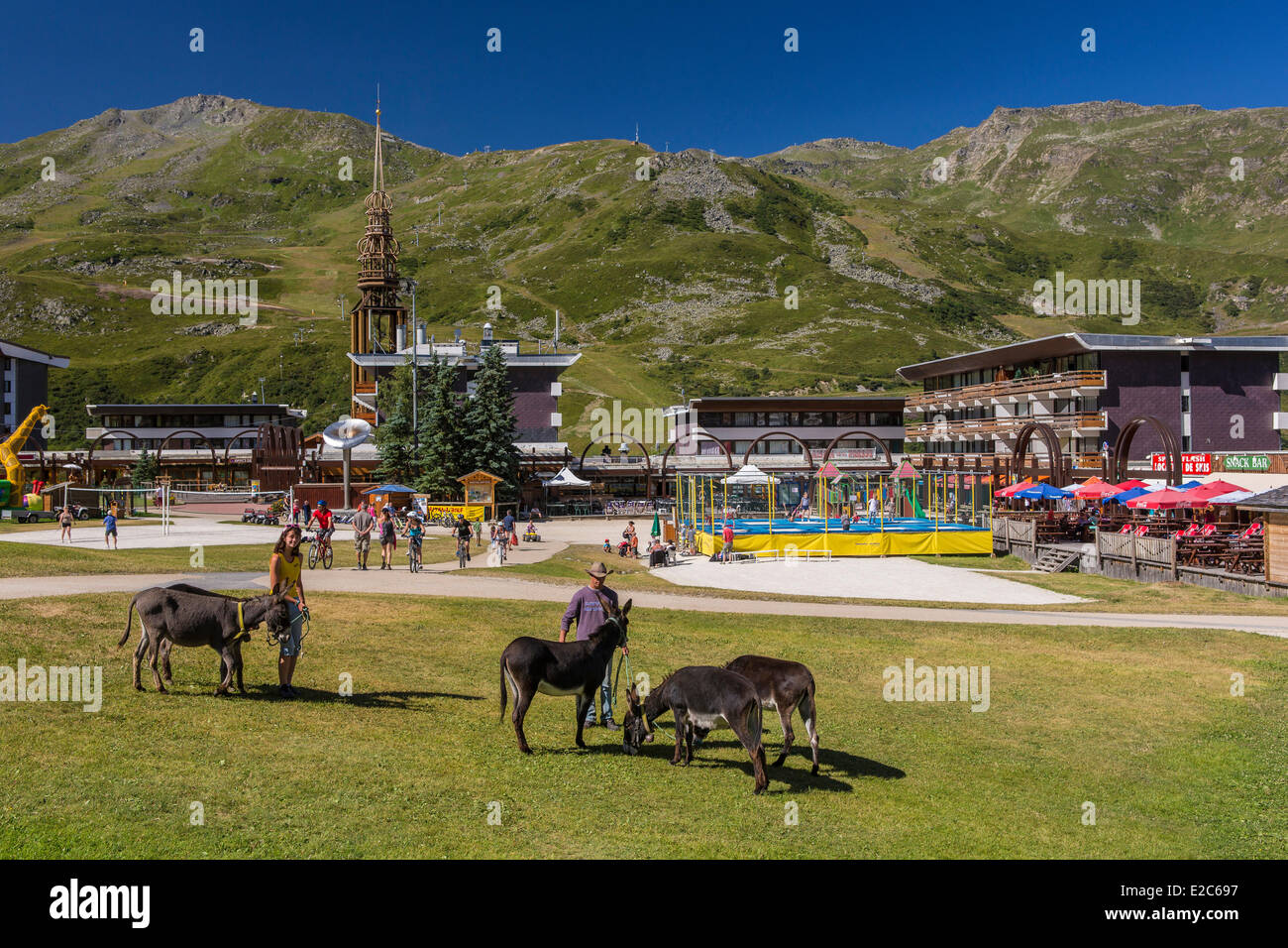 France, Savoie, Les Menuires, La Croisette, massif de la Vanoise, vous promener dans pony, vue de la pointe de la masse (2804m) Banque D'Images