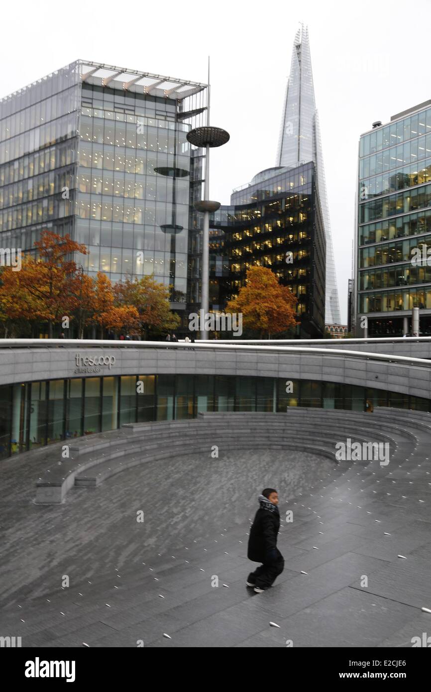 Royaume-uni, Londres, London Bridge Tower ou le fragment 309m de haut par l'architecte Renzo Piano, la plus haute tour de l'Europe Banque D'Images
