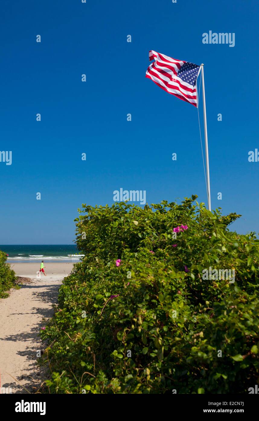 United States Maine puits sur la façon de les plages le drapeau américain Banque D'Images