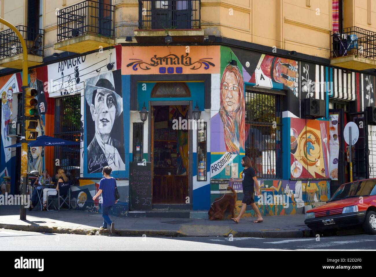 Argentine Buenos Aires Sanata Bar (restaurant et musique) dans la rue Sarmiento murale sur le thème du tango et de Carlos Gardel Banque D'Images