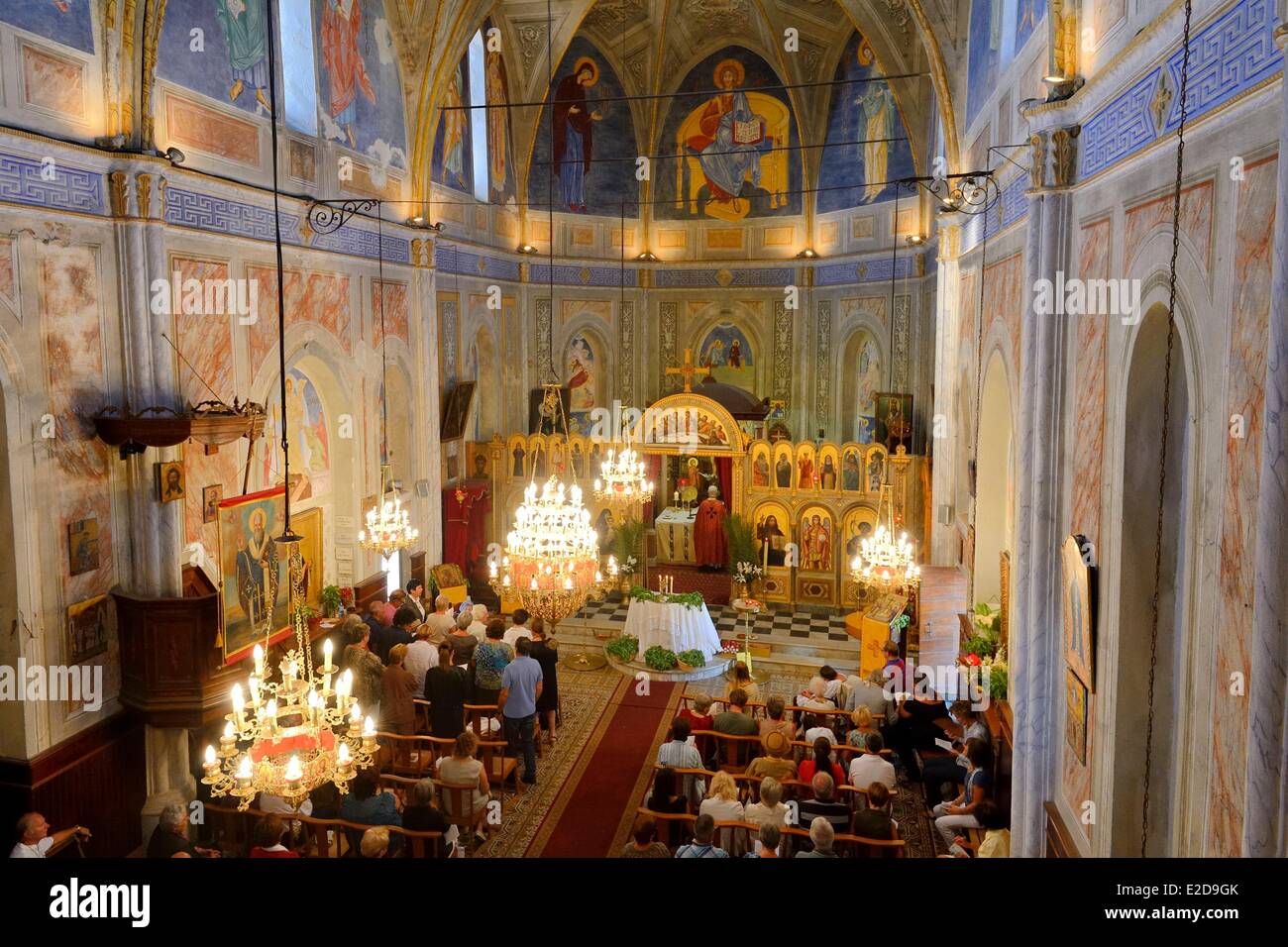 France, Corse du Sud, Cargèse, Église gréco-catholique de Saint Spyridon (rite oriental ou uniates), masse de la fête de basilic (l'Exaltation de la Sainte Croix) Banque D'Images