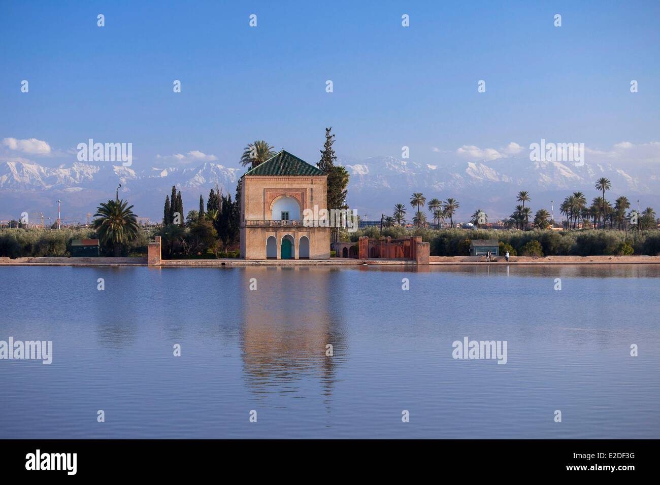 Jardins de la menara maroc Banque de photographies et d’images à haute ...