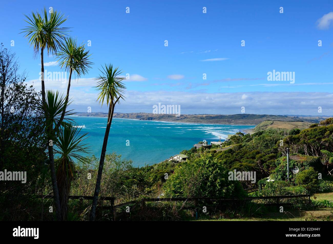 L'île du nord de Nouvelle-Zélande Solscape Eco-Retreat Raglan donnant sur la mer de Tasmanie a été conçu pour minimiser son impact sur l Banque D'Images