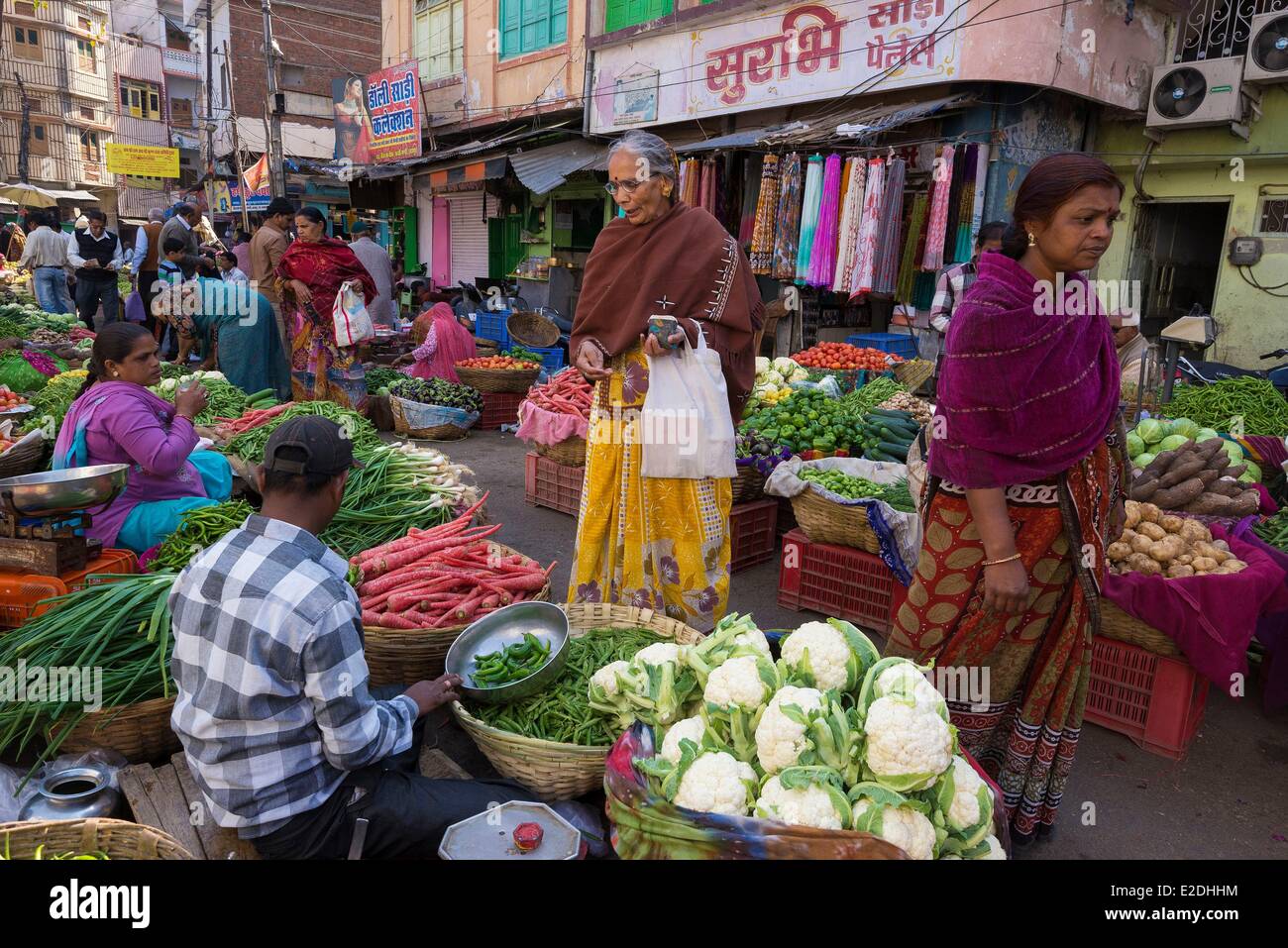 Inde Rajasthan Udaipur le marché des fruits et légumes Banque D'Images