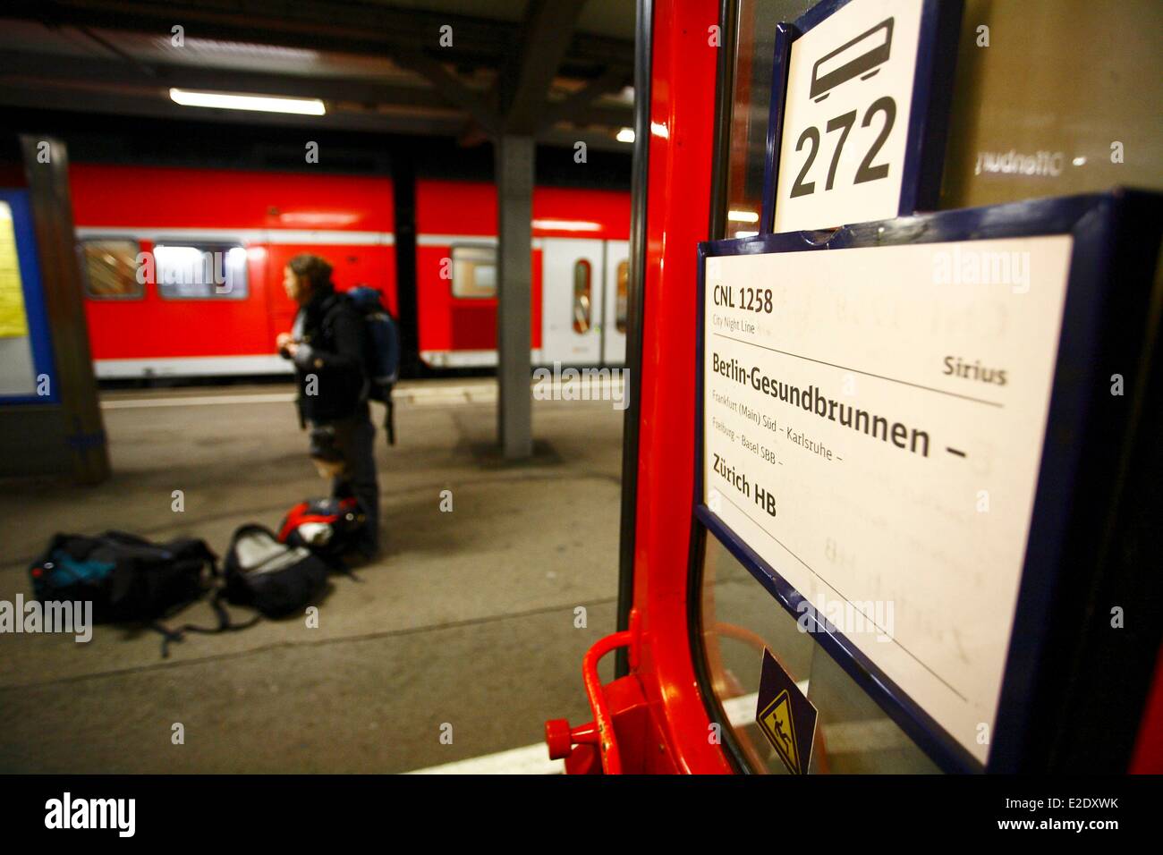 Allemagne Bade Wurtemberg train à la gare d'Offenbourg Banque D'Images