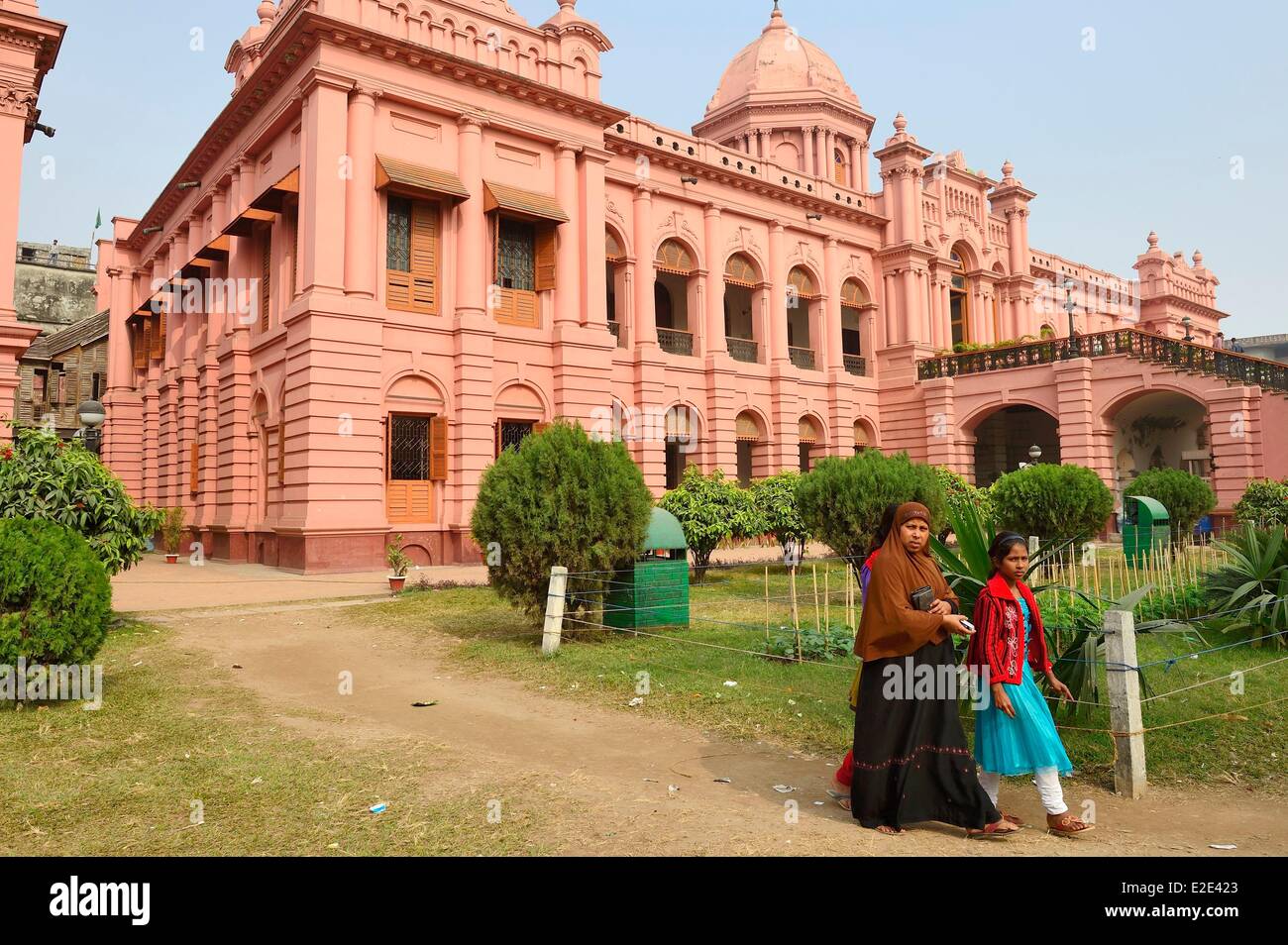 Le Bangladesh Dhaka (Dacca) Vieux Dhaka l'Ahsan Manzil (ou Palais Rose), construit entre 1859 et 1869 dans un style indo-était mauresques Banque D'Images