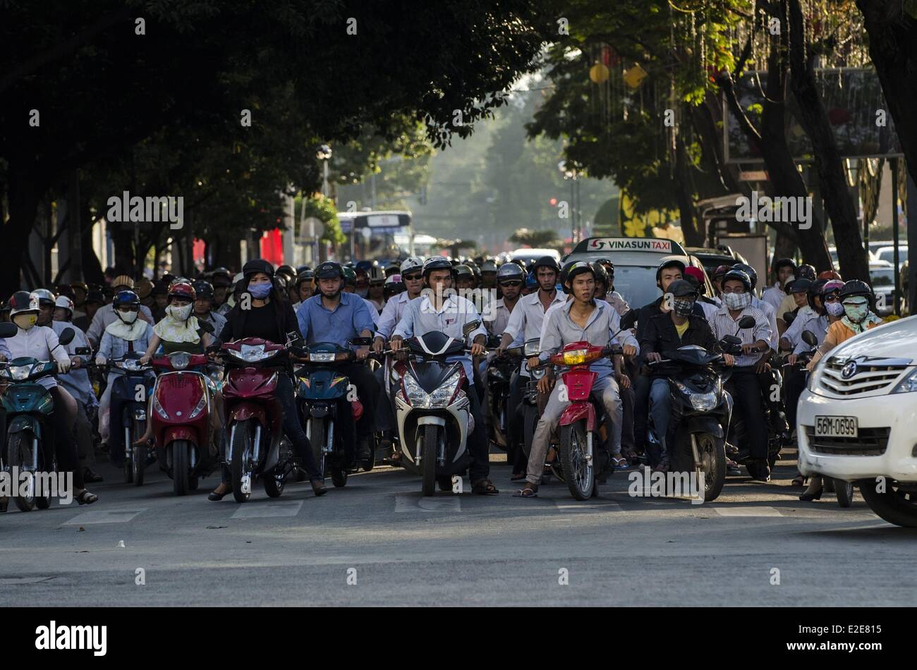 Vietnam, Ho Chi Minh Ville, le trafic dans le district 1 Banque D'Images