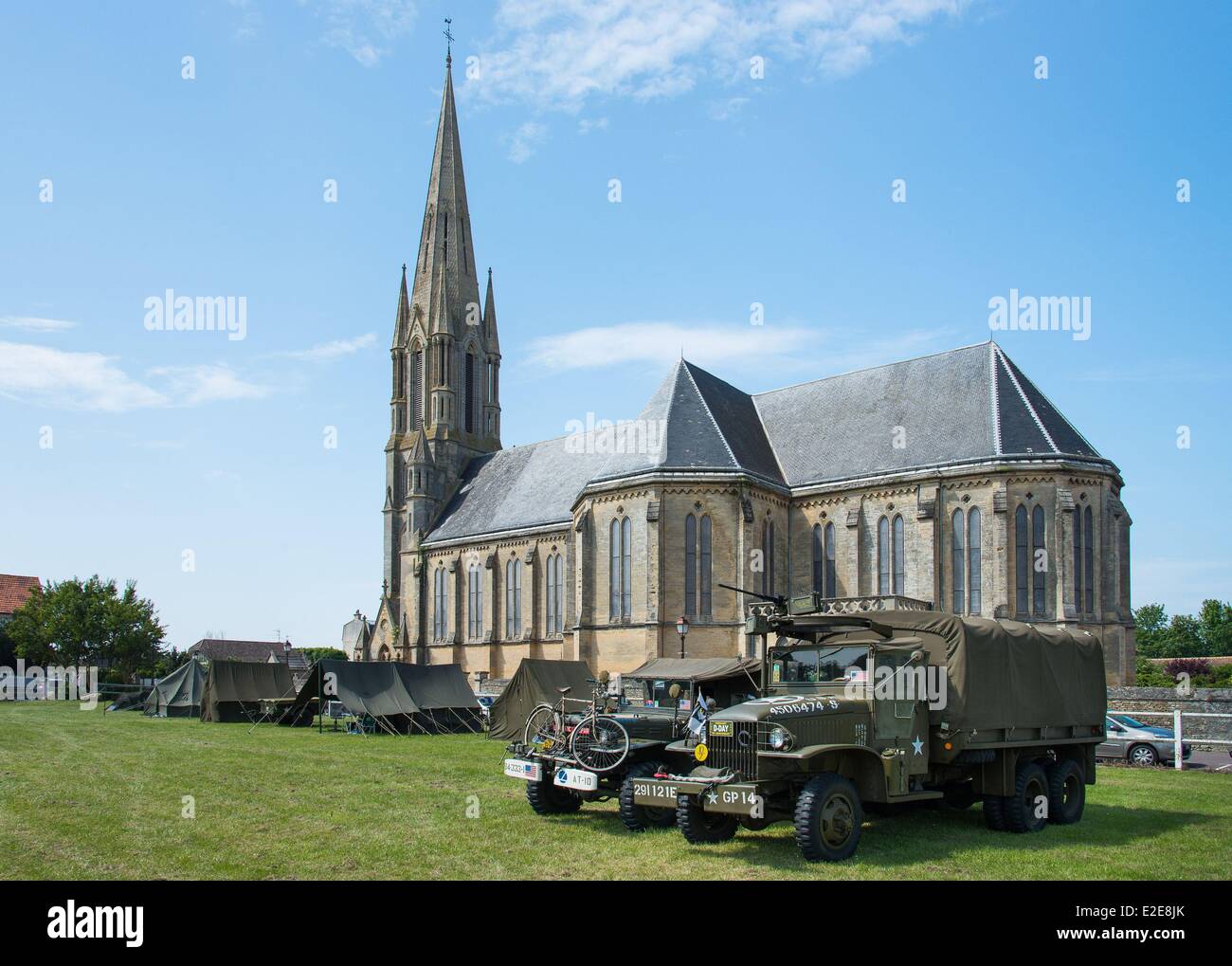 France, Calvados, Saint Aubin sur mer, commémoration de la 6 juin 1944, 69e anniversaire, le camp extras, GMC et Dodge Banque D'Images