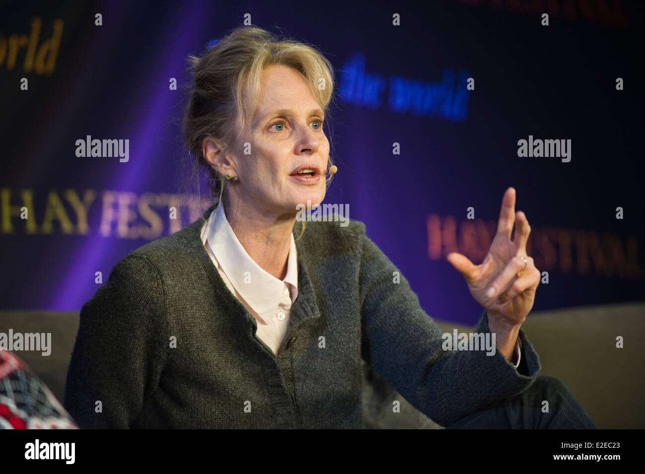 Siri Hustvedt romancier américain parlant de sa vie et de travail, sur la scène du Hay Festival 2014 ©Jeff Morgan Banque D'Images