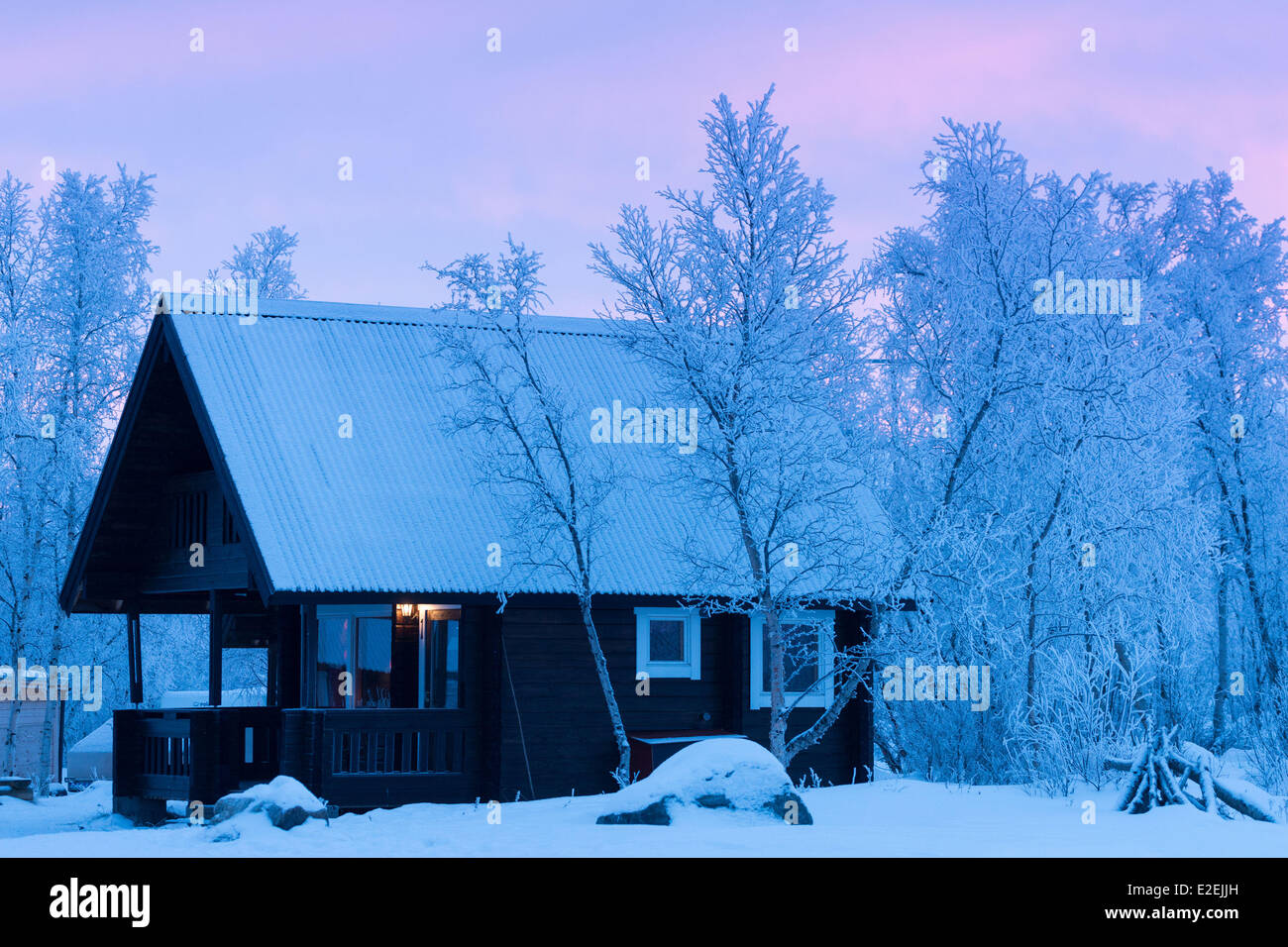La Suède, la Laponie, Norrbotten, Kiruna, cabin en Abisko en Laponie suédoise Banque D'Images