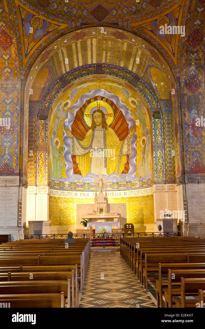 La France, Pas de Calais, Ablain Saint Nazaire, chapelle du cimetière national de Notre Dame de Lorette Banque D'Images