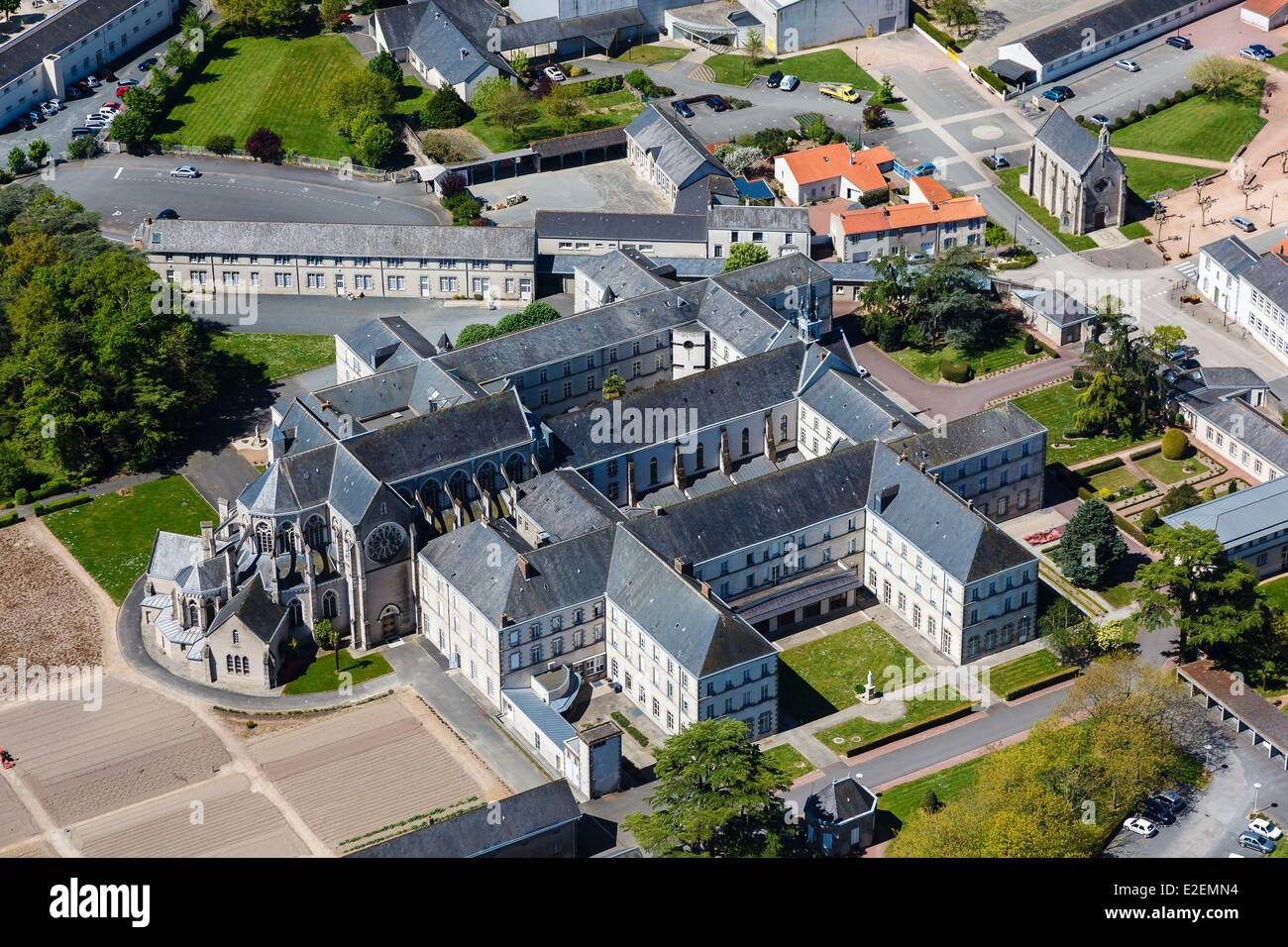 La France, dans le Maine et Loire, Torfou, Congrégation des Soeurs de Sainte Marie de Torfou couvent (vue aérienne) Banque D'Images