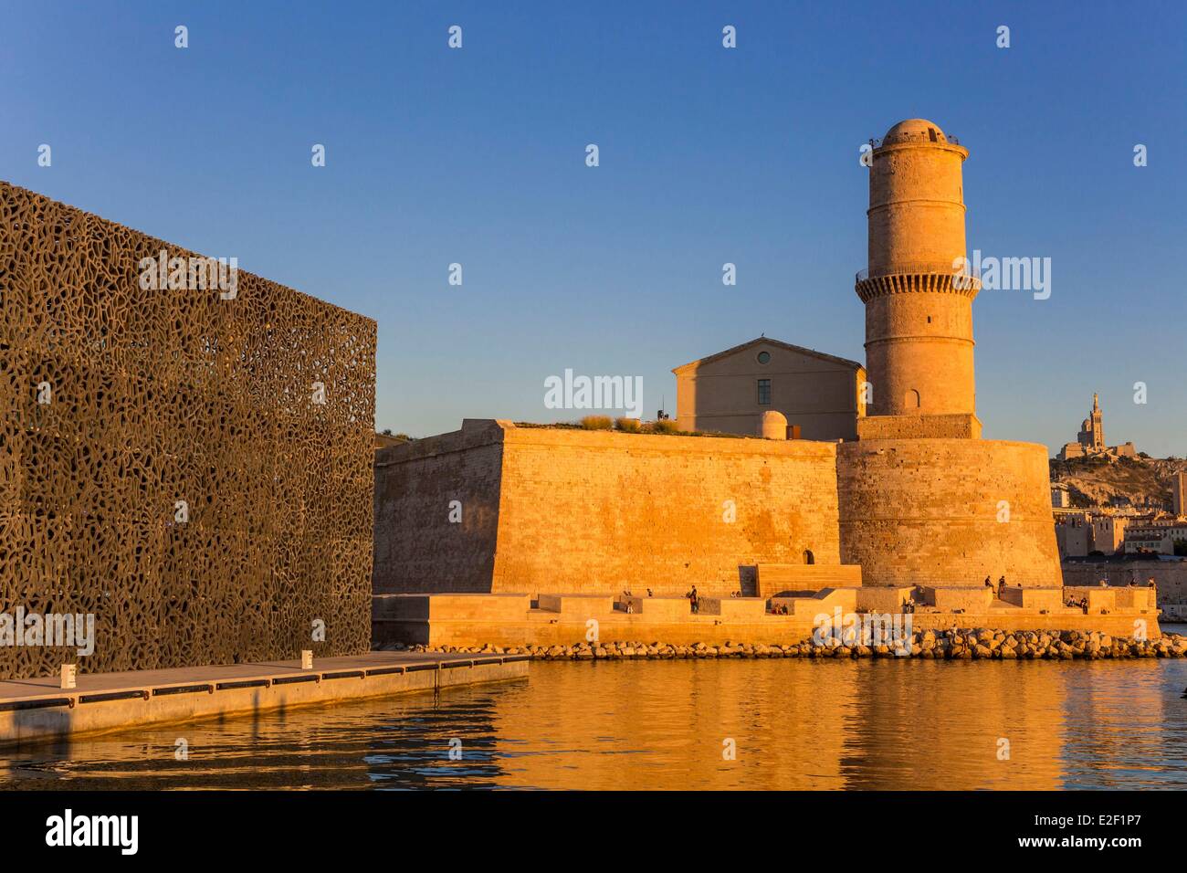 France, Bouches du Rhône, Marseille, Capitale européenne de la culture 2013, le Vieux Port (Vieux Port), Fort Saint John Banque D'Images