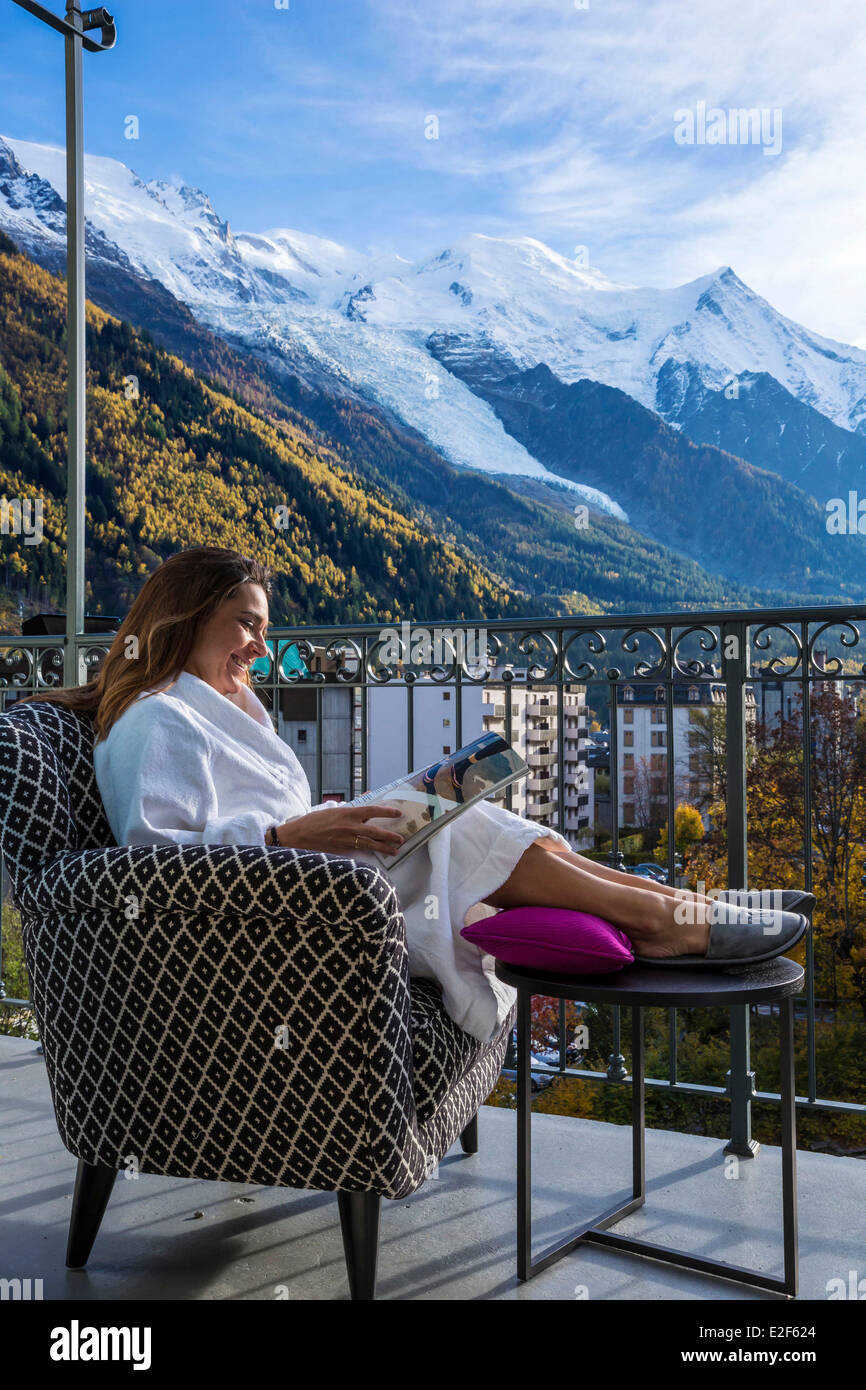 France, Haute Savoie, Chamonix Mont Blanc, balcon depuis une chambre de l'Hôtel Mont Blanc 5 étoile Banque D'Images