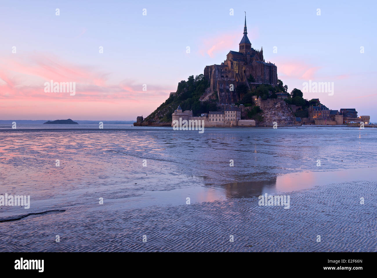 Coucher de soleil au Mont Saint Michel en Normandie, France Banque D'Images