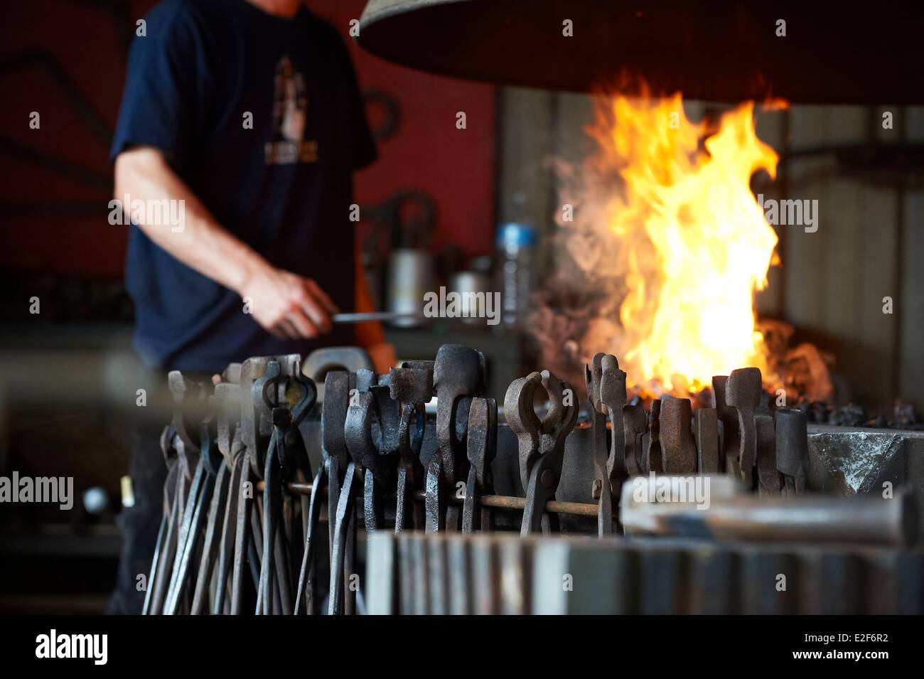 France Charentes Oléron chantier de l'Hermione forge utilisée pour faire des pièces pour Hermione blacksmith Banque D'Images