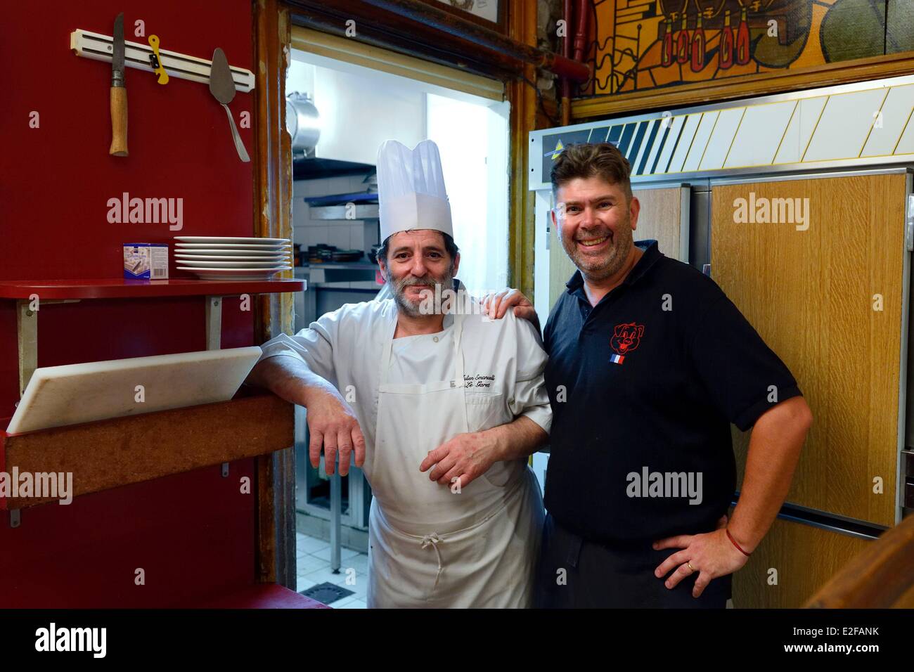 France, Rhône, Lyon, Restaurant bouchon lyonnais Le Garet, le patron Emmanuel Ferra et son chef
