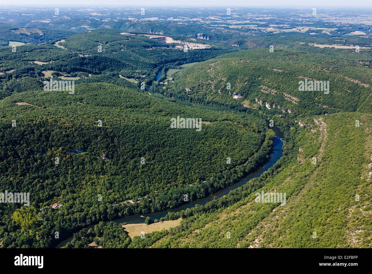 La France, Tarn, Penne, les gorges de l'Aveyron, zone mentionnée de Natura 2000 (vue aérienne) Banque D'Images