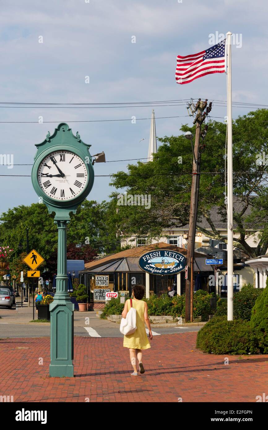 United States, Massachusetts, Cape Cod, Hyannis, Hyannisport, Rue Principale et ses nombreux magasins, boutiques et restaurants Banque D'Images