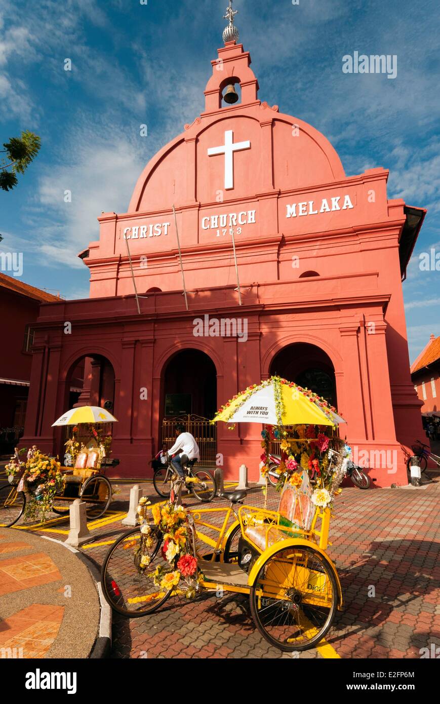 L'État de Melaka Malaysia Melaka (Malacca) ville historique inscrite au Patrimoine Mondial de l'UNESCO la Christ Church et Rickshaw Banque D'Images