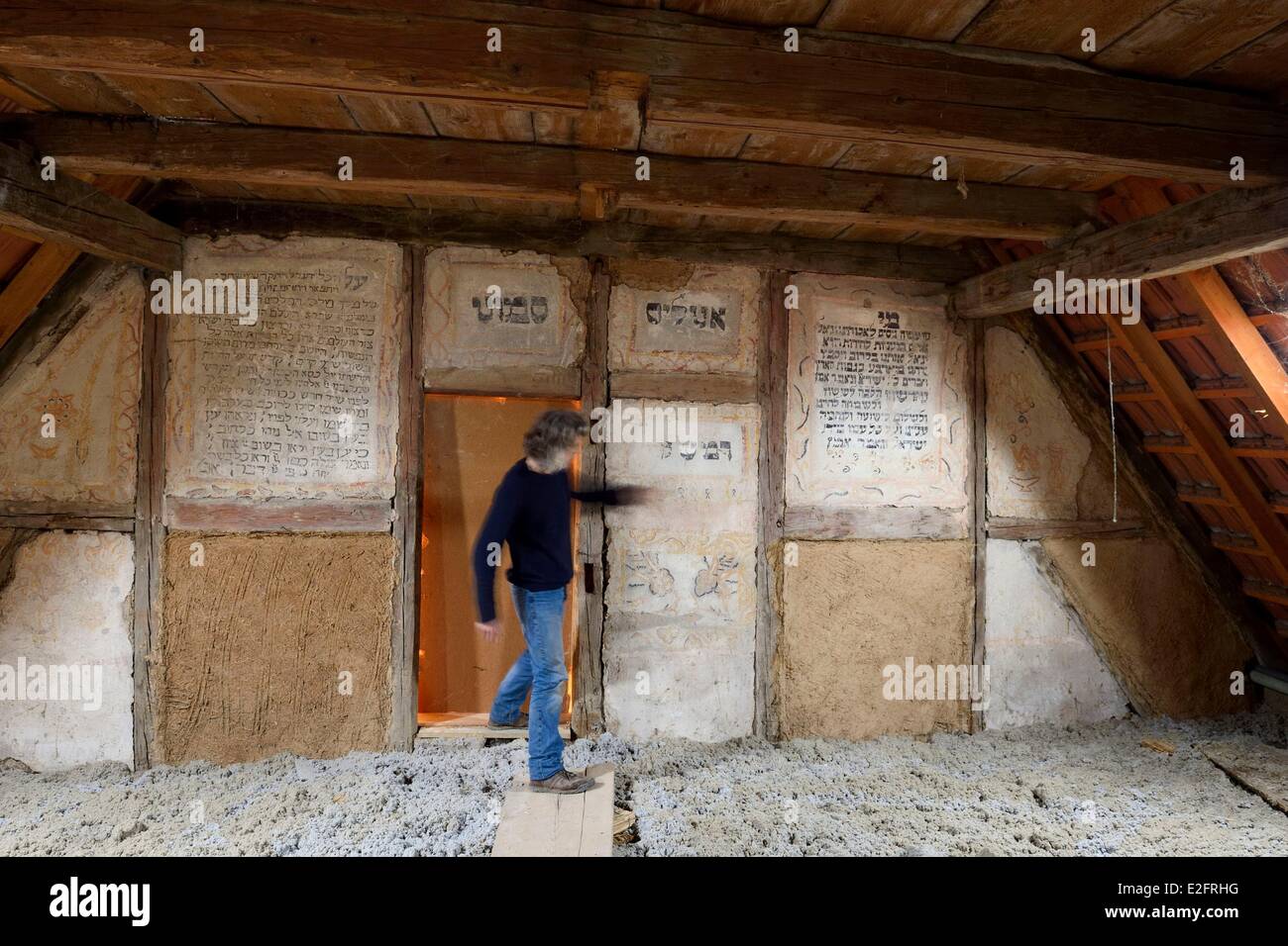 France Bas Rhin Odratzheim le grenier synagogue dans le 18ème siècle un petit oratoire ouvert en 1723 était bien caché dans une salle de Banque D'Images