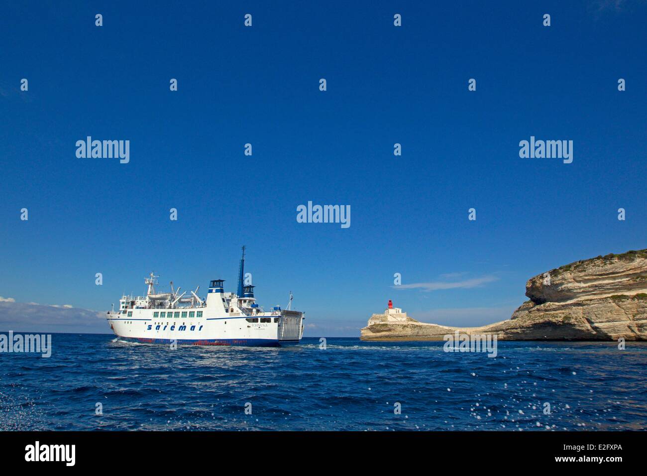 France Corse du Sud Bonifacio et ferry Banque D'Images