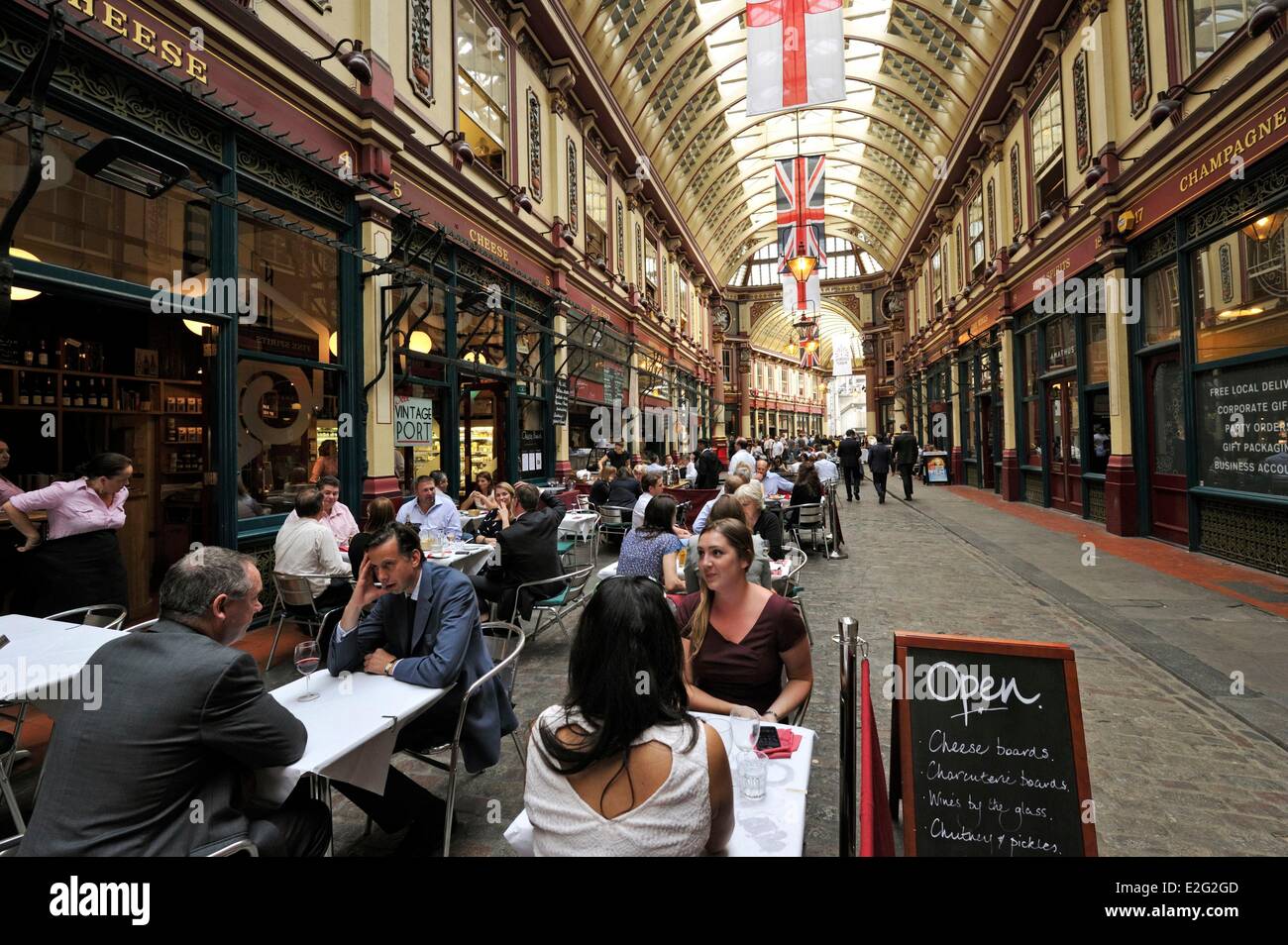 United Kingdom London City Leadenhall Market Hall victorien construit en 1881 par Horace Jones Banque D'Images