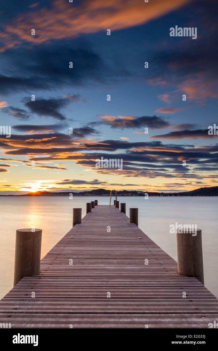 France Var (83) Grimaud golfe de Saint Tropez ponton Banque D'Images