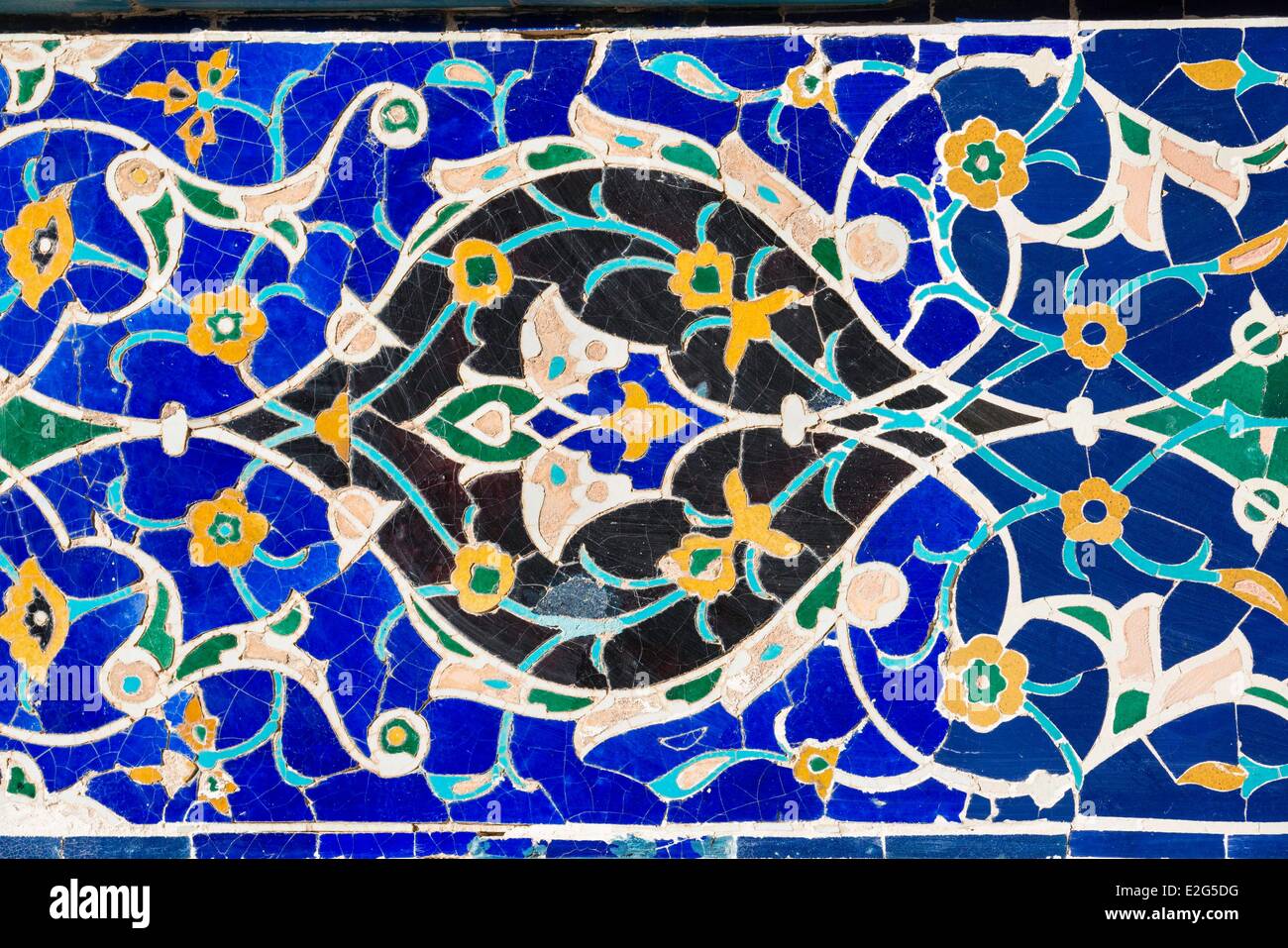 Route de la soie Ouzbékistan Samarkand inscrite au Patrimoine Mondial de l'UNESCO Shah I Zinda Détail mosaïque Banque D'Images