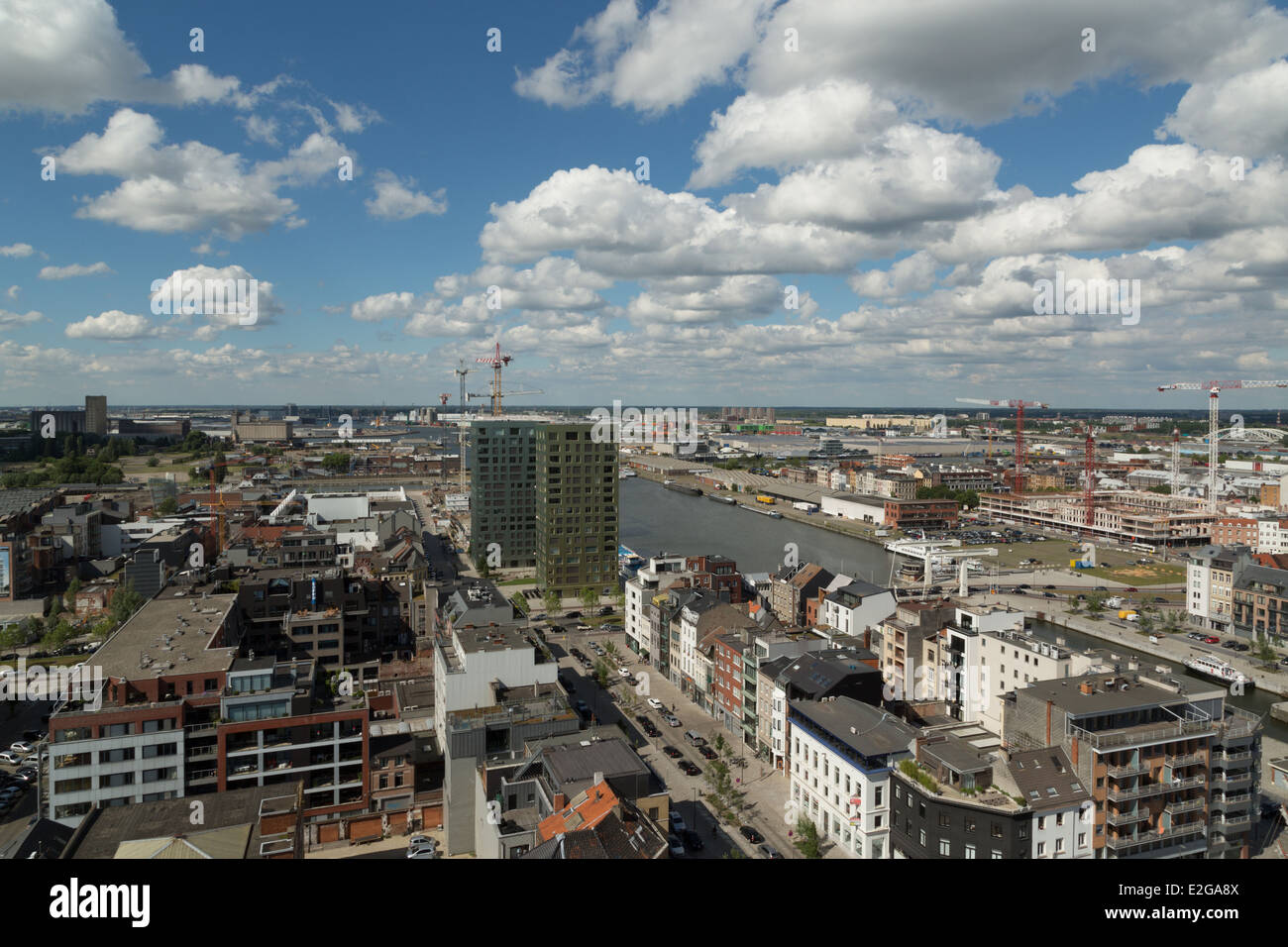 Une photo de la vue du paysage urbain du musée MAS à Anvers, Belgique ...