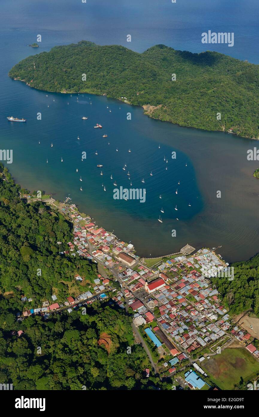 Colon Panama Portobelo province inscrite au Patrimoine Mondial de l'UNESCO et la baie (vue aérienne) Banque D'Images