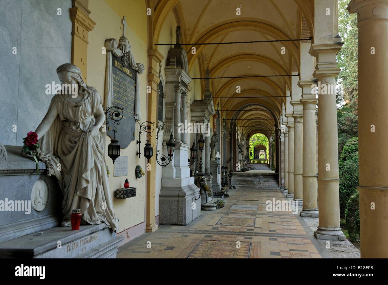 Croatie Zagreb Mirogoj cemetery l'un des plus grands d'Europe Banque D'Images