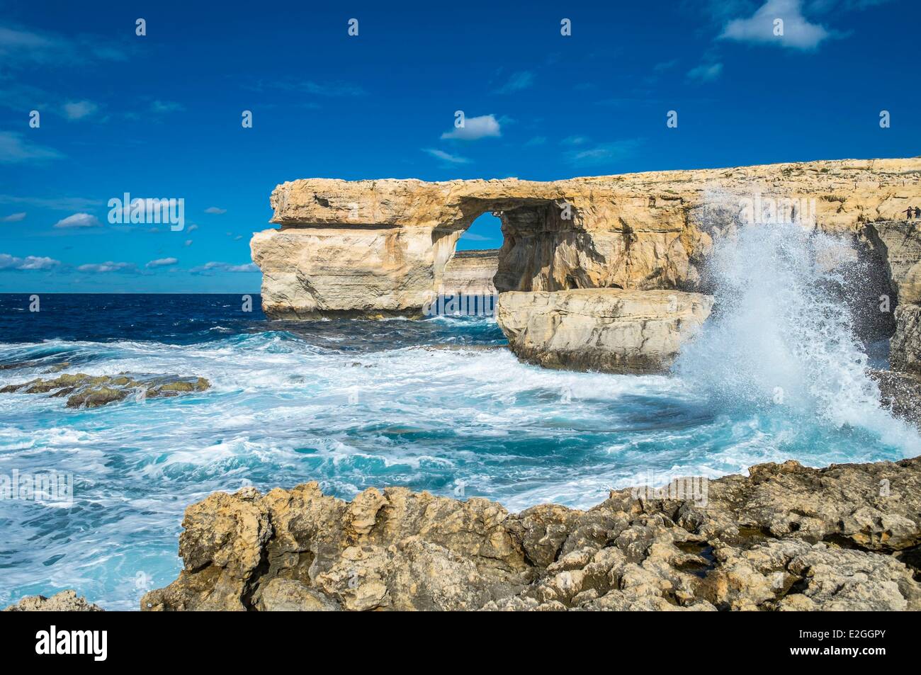 Malte Gozo island arche naturelle de fenêtre d'Azur Banque D'Images