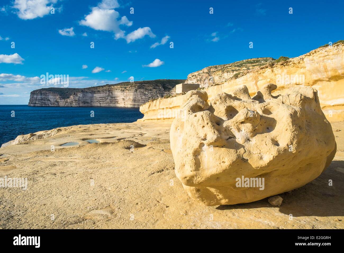 L'île de Malte Gozo Xlendi Xlendi bay Banque D'Images