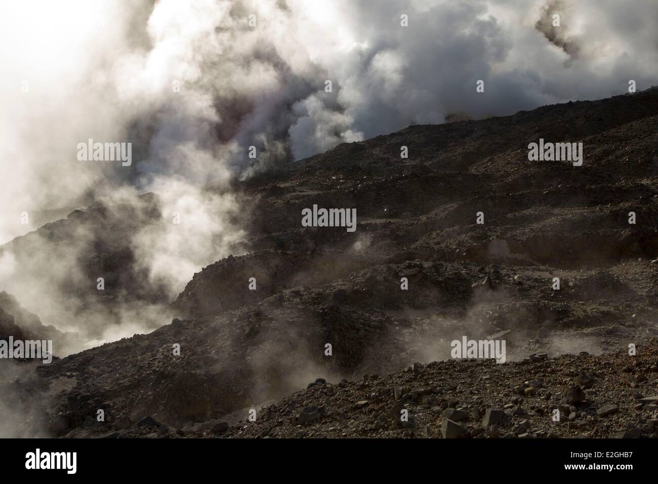 L'île de Java en Indonésie dans la province de Java Ouest volcan Papandayan (2665m) Banque D'Images