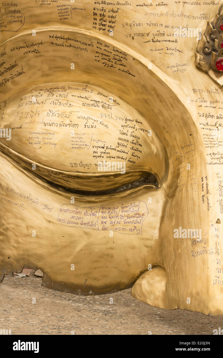 Détail de la tête de la statue de Bouddha pour la reconstruction Banque D'Images