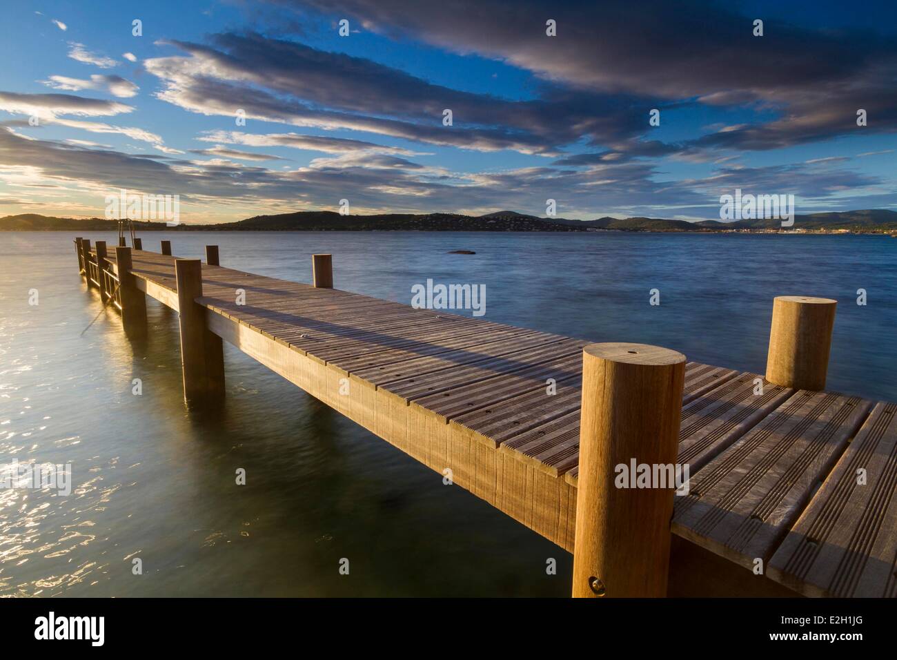 France Var (83) Grimaud golfe de Saint Tropez ponton Banque D'Images