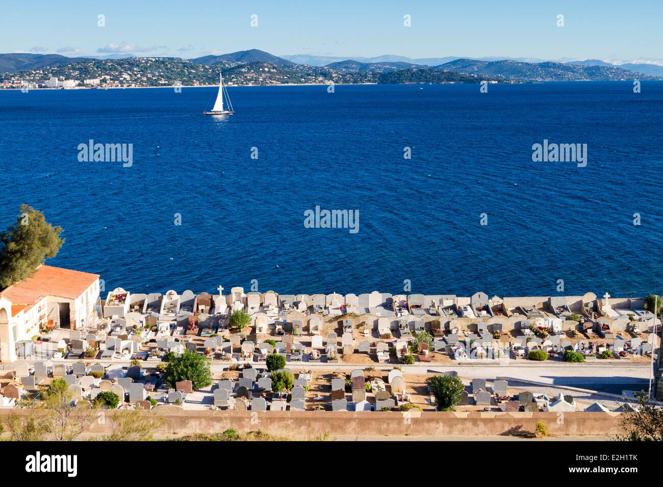 France Var Saint Tropez en face du cimetière de la mer golfe de Saint Tropez Banque D'Images
