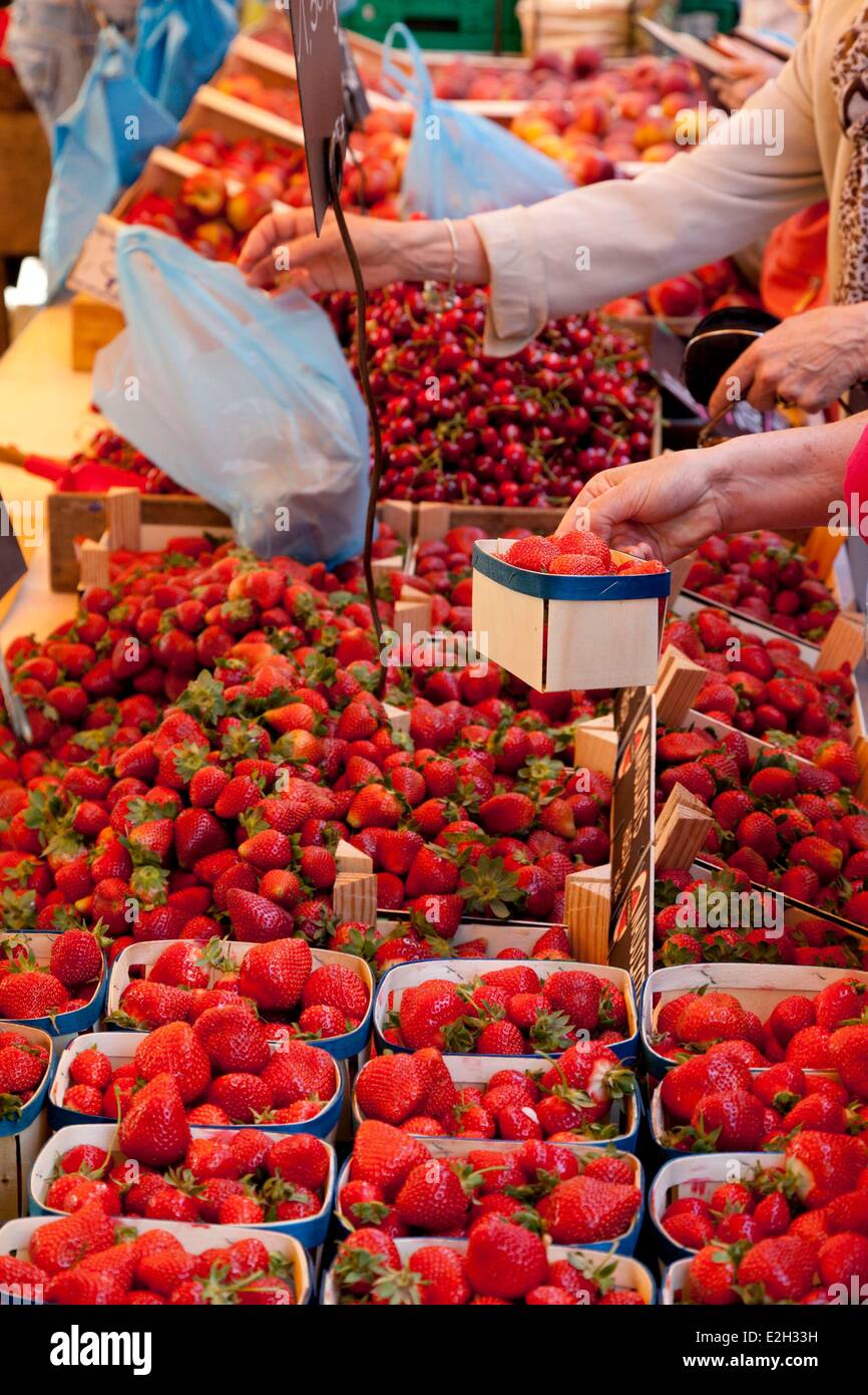 France Var Toulon Cours Lafayette marché de fruits et legume Banque D'Images