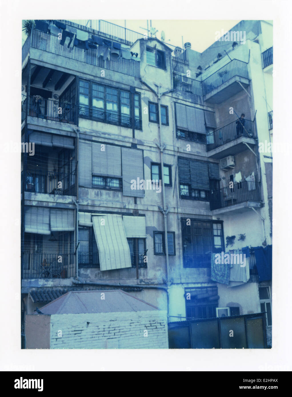 Immeuble d'appartements et d'un balcon Banque D'Images