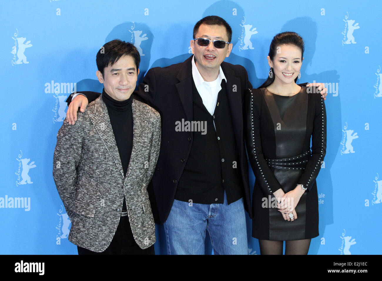 Wong Kar Wai, Zhang Ziyi und Tony Leung Chiu Wai au 63e Festival International du Film de Berlin (Berlinale) - Yi Dai Zong Shi/Le Grand Maître photocall - Grand Hyatt Hotel à Potsdamer Platz. Où : Berlin, Berlin, Allemagne Quand : 07 févr. 2013 Banque D'Images