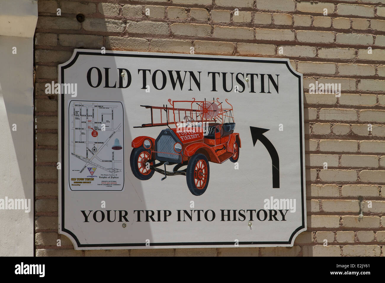 Vieille Ville Tustin sign . Tustin est situé à Orange County en Californie. Banque D'Images