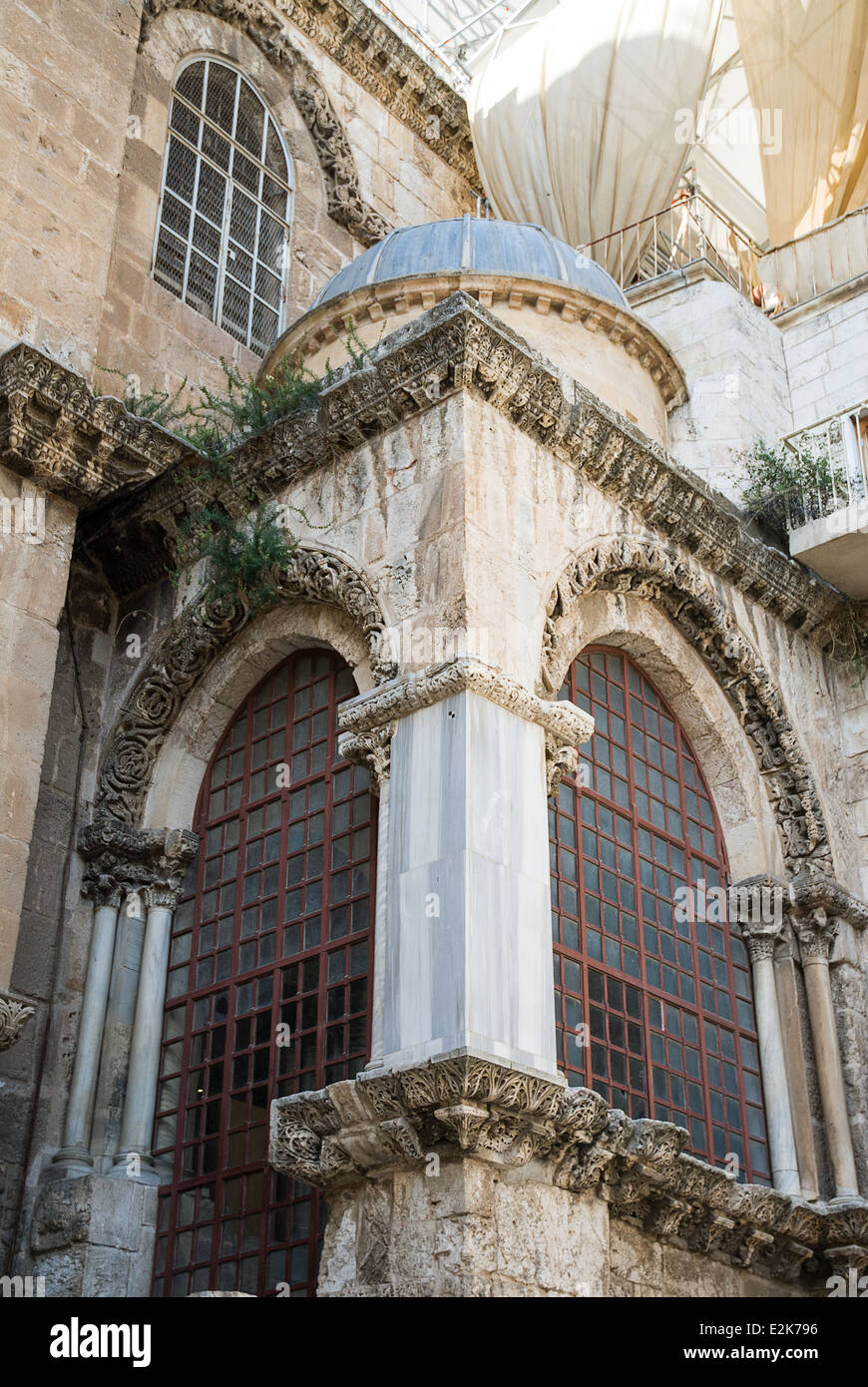 Détail de façade à l'église du Saint Sépulcre à Jérusalem, Israël Banque D'Images