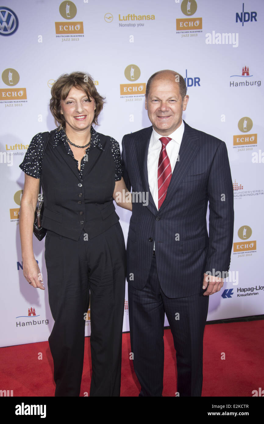 Britta Ernst, Olaf Scholz à Echo Jazz Award à Fischauktionshalle. Où : Hambourg, Allemagne Quand : 23 mai 2013 Banque D'Images