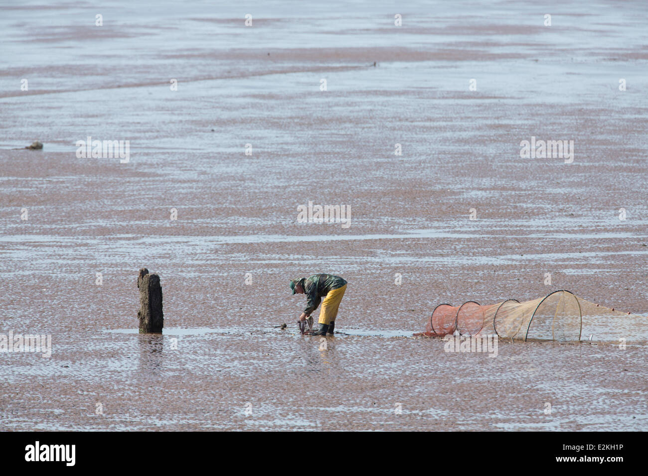 Probablement LE DERNIER DES ANCIENS PÊCHEURS DE VERVEUX L'ESTUAIRE HUMBER À Grimsby. UK Banque D'Images