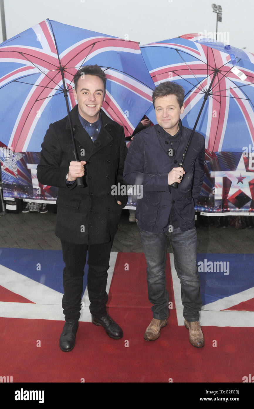 'Britain's Got Talent" auditions Les juges tenue à Clyde Auditorium dispose d''Ant et Dec Où : Glasgow, Écosse, Royaume-Uni Quand : 28 Jan 2013 Banque D'Images 'Britain's Got Talent" auditions Les juges tenue à Clyde Auditorium dispose d''Ant et Dec Où : Glasgow, Écosse, Royaume-Uni Quand : 28 Jan 2013 Banque D'Images