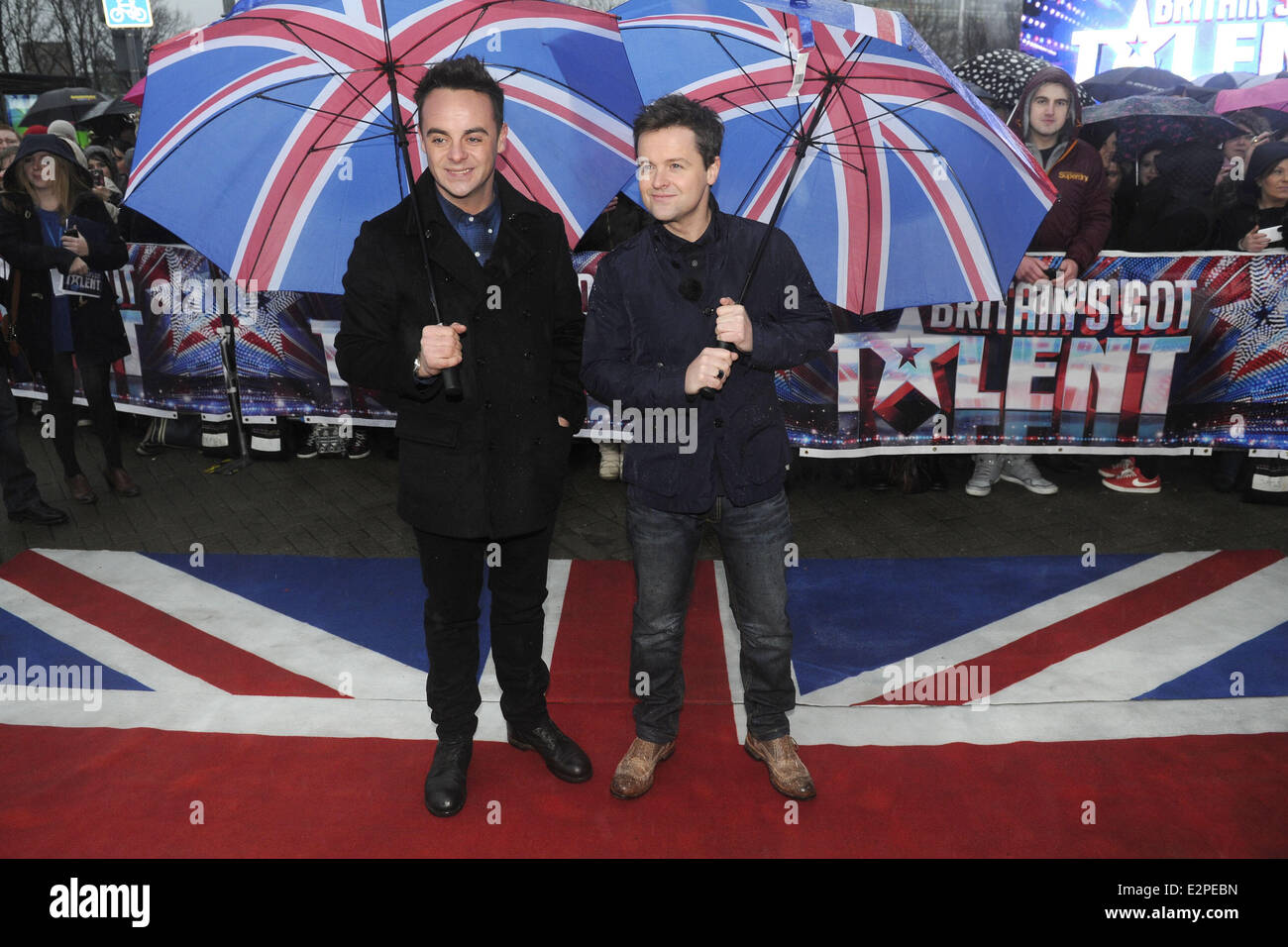 'Britain's Got Talent" auditions Les juges tenue à Clyde Auditorium dispose d''Ant et Dec Où : Glasgow, Écosse, Royaume-Uni Quand : 28 Jan 2013 Banque D'Images 'Britain's Got Talent" auditions Les juges tenue à Clyde Auditorium dispose d''Ant et Dec Où : Glasgow, Écosse, Royaume-Uni Quand : 28 Jan 2013 Banque D'Images