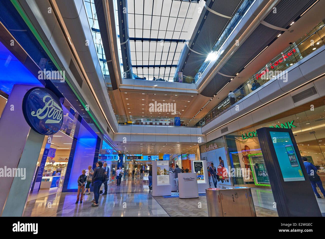 Westfield Stratford City est un centre commercial de Stratford, London, propriété de la Westfield Group. Banque D'Images