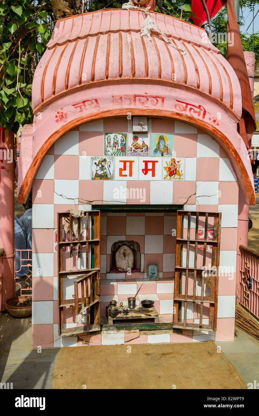 Petits temples hindous à Mandawa, Rajasthan, Inde Banque D'Images